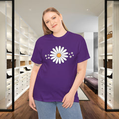 Daisy Graphic Tee — Minimal White Daisy Floral T‑Shirt