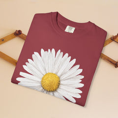Daisy Graphic T-Shirt for Nature Lovers