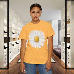 Daisy Graphic T-Shirt for Nature Lovers