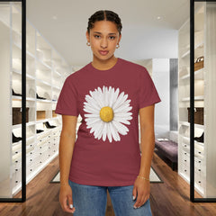 Daisy Graphic T-Shirt for Nature Lovers