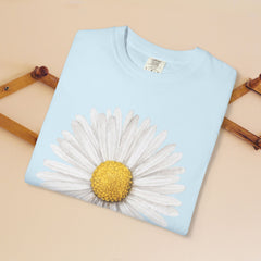 Daisy Graphic T-Shirt for Nature Lovers