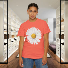 Daisy Graphic T-Shirt for Nature Lovers