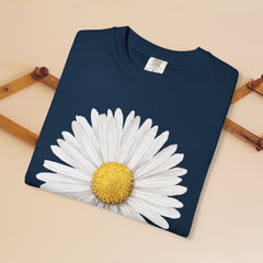 Daisy Graphic T-Shirt for Nature Lovers