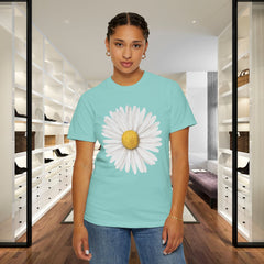 Daisy Graphic T-Shirt for Nature Lovers