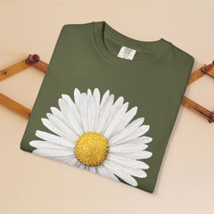 Daisy Graphic T-Shirt for Nature Lovers