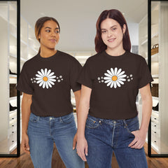 Daisy Graphic Tee — Minimal White Daisy Floral T‑Shirt