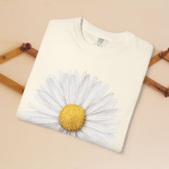 Daisy Graphic T-Shirt for Nature Lovers