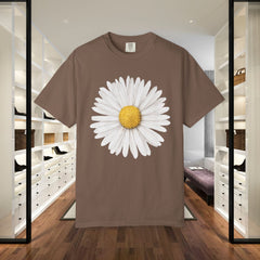 Daisy Graphic T-Shirt for Nature Lovers
