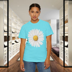 Daisy Graphic T-Shirt for Nature Lovers