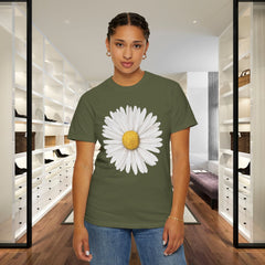 Daisy Graphic T-Shirt for Nature Lovers