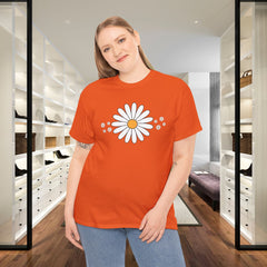 Daisy Graphic Tee — Minimal White Daisy Floral T‑Shirt