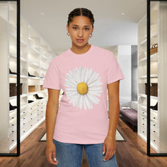 Daisy Graphic T-Shirt for Nature Lovers