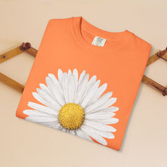 Daisy Graphic T-Shirt for Nature Lovers