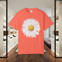 Daisy Graphic T-Shirt for Nature Lovers