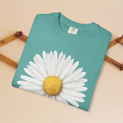 Daisy Graphic T-Shirt for Nature Lovers