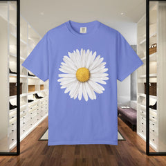 Daisy Graphic T-Shirt for Nature Lovers
