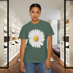 Daisy Graphic T-Shirt for Nature Lovers