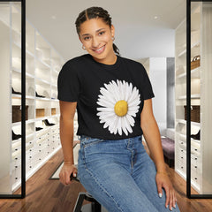 Daisy Graphic T-Shirt for Nature Lovers