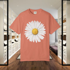 Daisy Graphic T-Shirt for Nature Lovers