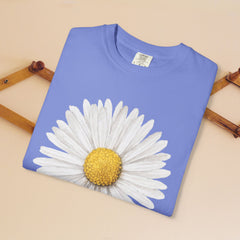 Daisy Graphic T-Shirt for Nature Lovers