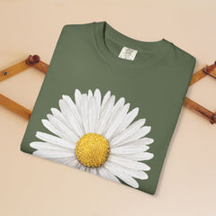 Daisy Graphic T-Shirt for Nature Lovers